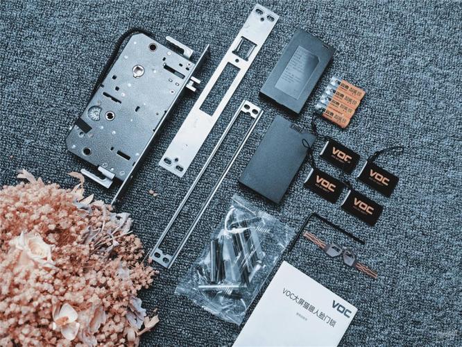 VOC智能门锁T10 Plus 兼容鸿蒙与米家，大格局守护智慧家